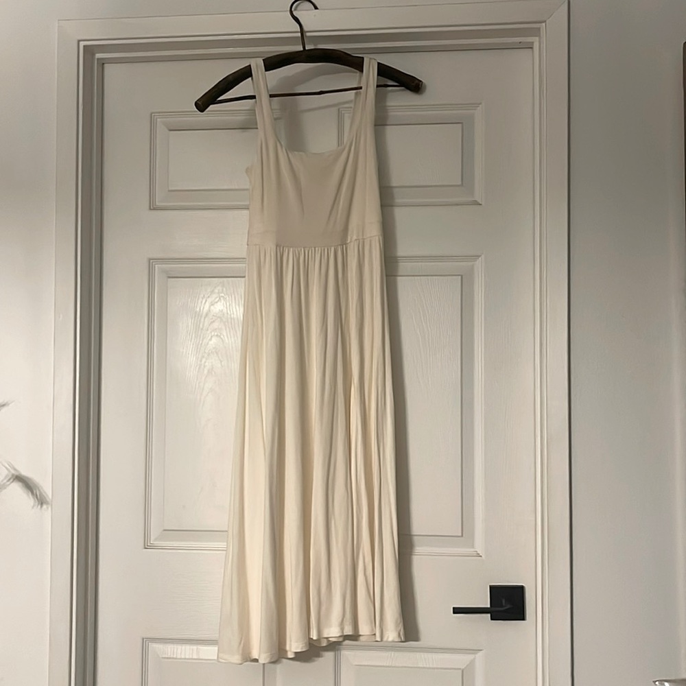 Aritzia Winfred Midi Dress XS